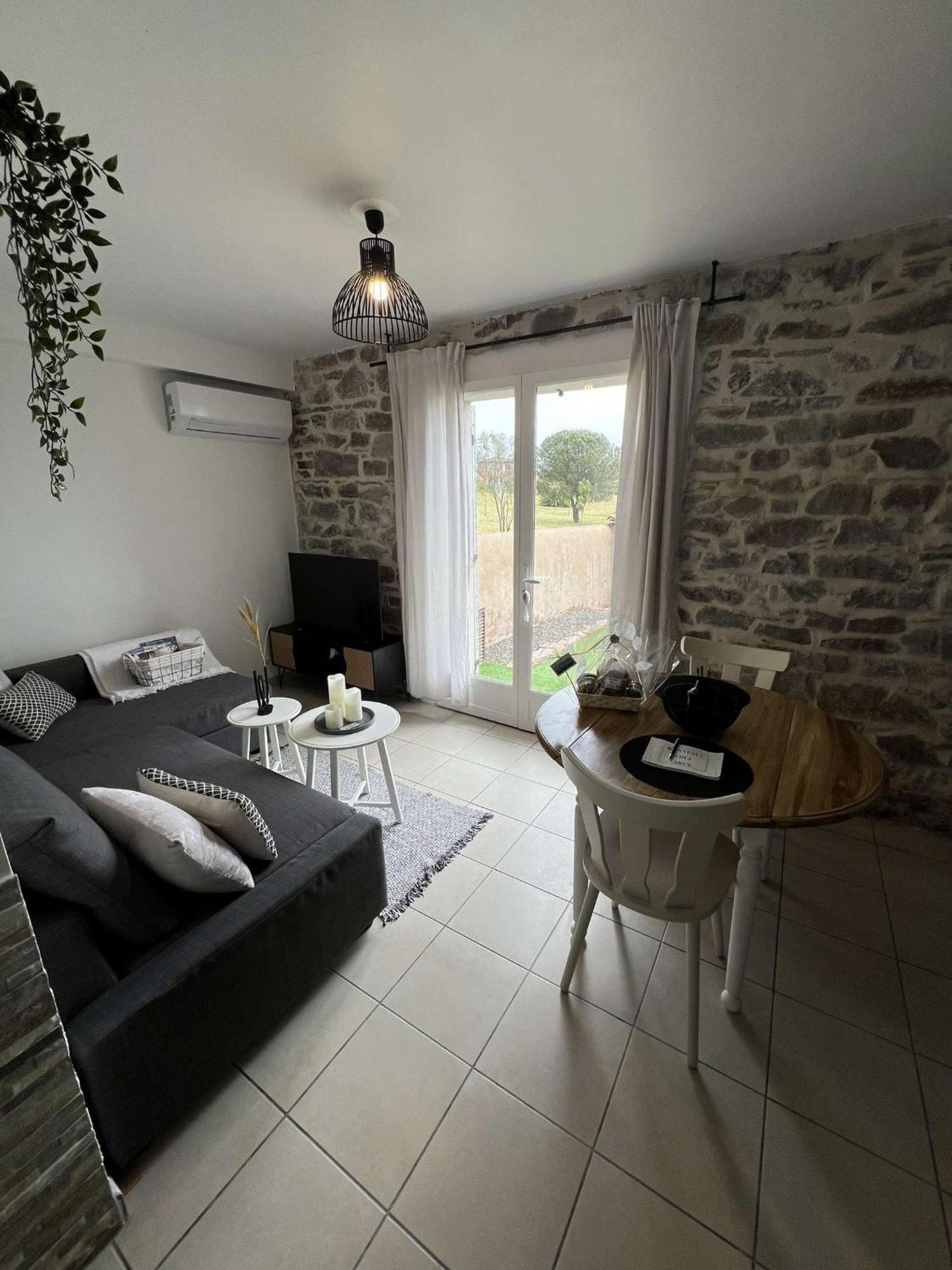 La Bastide Saint Pierre T2 - Jardin Apartment รอกเกอบรูน-ซูร์-อาร์ฌ็องส์ ภายนอก รูปภาพ