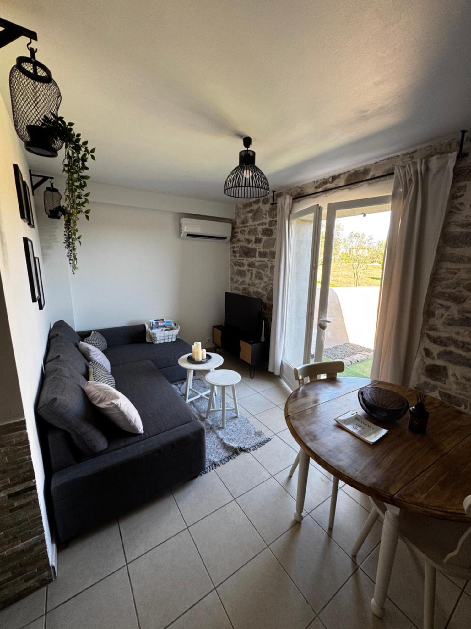 La Bastide Saint Pierre T2 - Jardin Apartment รอกเกอบรูน-ซูร์-อาร์ฌ็องส์ ภายนอก รูปภาพ